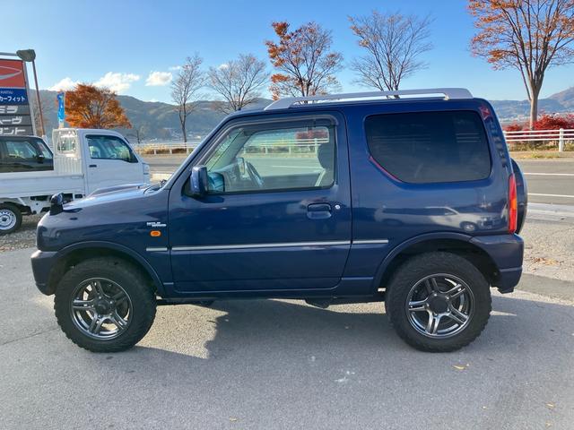 ジムニー ワイルドウインド　４ＷＤ　メモリーナビ　ワンセグＴＶ　ＣＤ再生　Ｂｌｕｅｔｏｏｔｈオーディオ　ＥＴＣ　キーレス　１６インチアルミホイール　ドライブレコーダー　シートヒーター（11枚目）