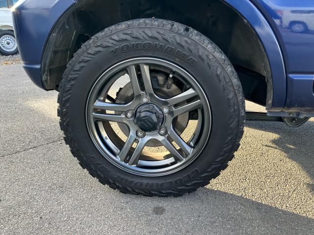 ジムニー ワイルドウインド　４ＷＤ　メモリーナビ　ワンセグＴＶ　ＣＤ再生　Ｂｌｕｅｔｏｏｔｈオーディオ　ＥＴＣ　キーレス　１６インチアルミホイール　ドライブレコーダー　シートヒーター（12枚目）