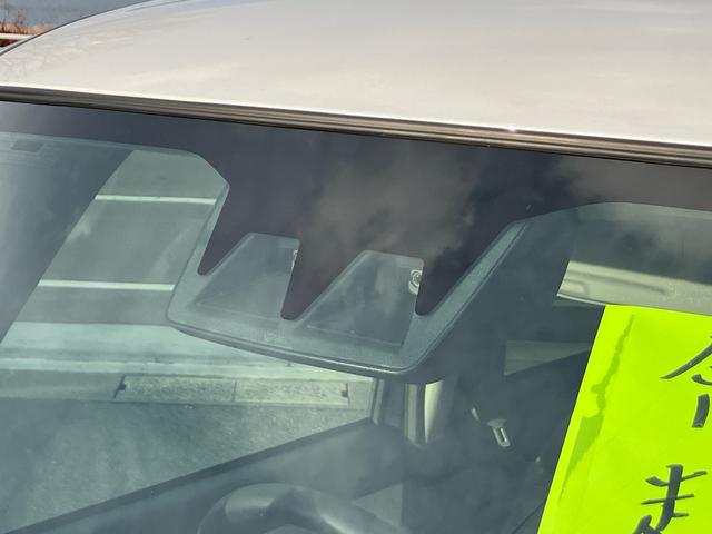 ムーヴキャンバス ストライプスＧターボ　４ＷＤ　ワンオーナー　禁煙車　プッシュスタート　クルーズコントロール　両側電動スライドドア　シートヒーター　バックカメラ　オートマチックハイビーム　オートブレーキホールド機能　電動パーキングブレーキ（7枚目）