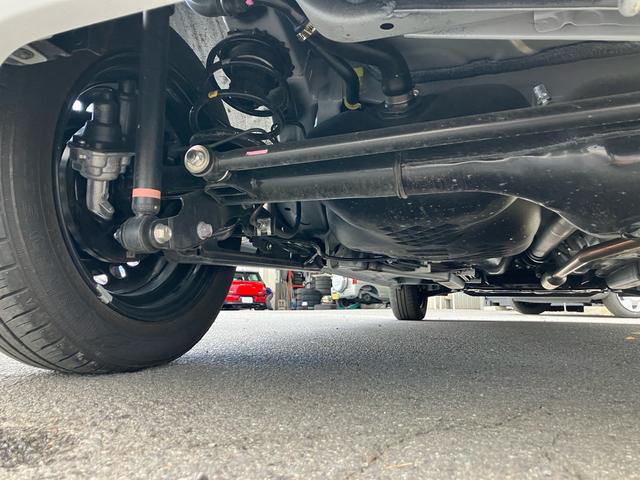 ムーヴキャンバス ストライプスＧターボ　４ＷＤ　ワンオーナー　禁煙車　プッシュスタート　クルーズコントロール　両側電動スライドドア　シートヒーター　バックカメラ　オートマチックハイビーム　オートブレーキホールド機能　電動パーキングブレーキ（19枚目）