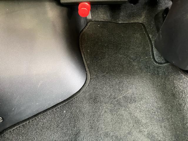 アトレー RS 4WD ターボ 両側パワースライドドア クリアランスソナー LEDヘッドライト 衝突被害軽減装置 アダプティブクルーズコントロール プッシュスタートエンジン アイドリングストップ レーンアシスト(40枚目)