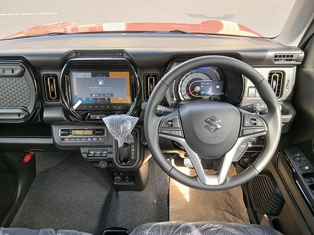 ハスラー ハイブリッドＸ　４ＷＤ　届出済未使用車　ナビ　クリアランスソナー　オートクルーズ　レーンアシスト　衝突被害軽減システム　オートライト　ＬＥＤヘッドランプ　スマートキー　アイドリングストップ　電格ミラー　シートヒーター（3枚目）