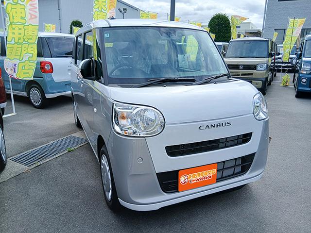 ムーヴキャンバス ストライプスＸ　届出済未使用車　両側スライドドア　クリアランスソナー　衝突被害軽減システム　スマートキー　アイドリングストップ　電動格納ミラー　ベンチシート　ＣＶＴ　盗難防止　ＡＢＳ　横滑り防止　衝突安全ボディ（6枚目）