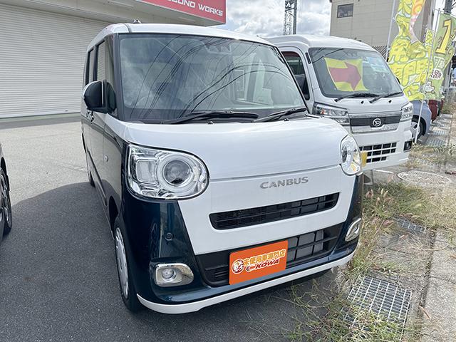 ムーヴキャンバス ストライプスＧ　４ＷＤ　届出済未使用車　両側電動スライド　クリアランスソナー　レーンアシスト　衝突被害軽減システム　ＬＥＤヘッドランプ　スマートキー　アイドリングストップ　電動格納ミラー　シートヒーター　ベンチシート（4枚目）