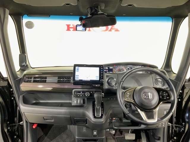 G・Lターボホンダセンシング 両電ドア 8インチMナビRカメ 前ドラレコ 左右パワースライドドア アイドルストップ スマートキ 助手席エアバッグ LEDヘットライト ターボエンジン ナビTV CD ETC車載器 アルミ メモリナビ(11枚目)
