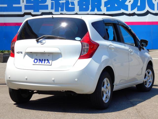 ノート Ｘ　ＦＯＵＲ　Ｖセレクション＋セーフティ　ナビ　フルセグＴＶ　Ｂカメラ　アラウンドビュー　ＥＴＣ　車線逸脱警報　エマージェンシーブレーキ（6枚目）