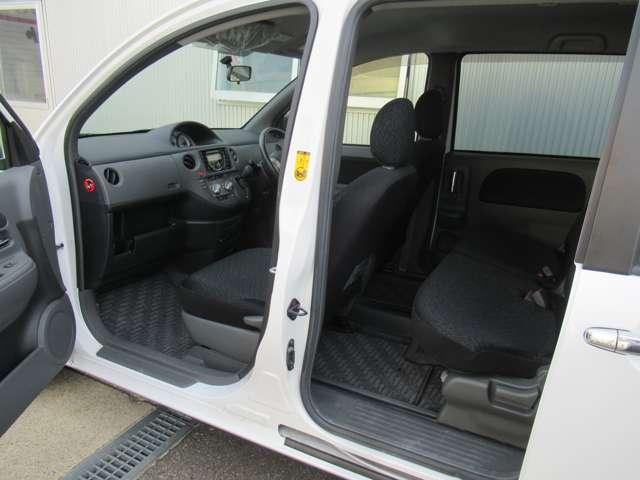 シエンタ ＤＩＣＥ　両側スライドドア　７人乗り　ＥＴＣ（19枚目）