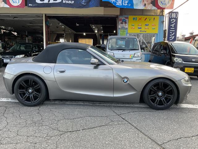 Ｚ４ ２．２ｉ　ブラックレザーシート（4枚目）