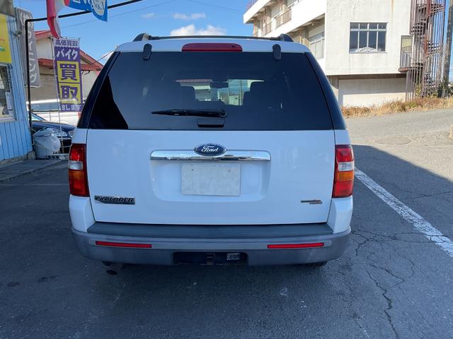 エクスプローラー ＸＬＴ　７人乗り４ＷＤ左ハンドル（6枚目）