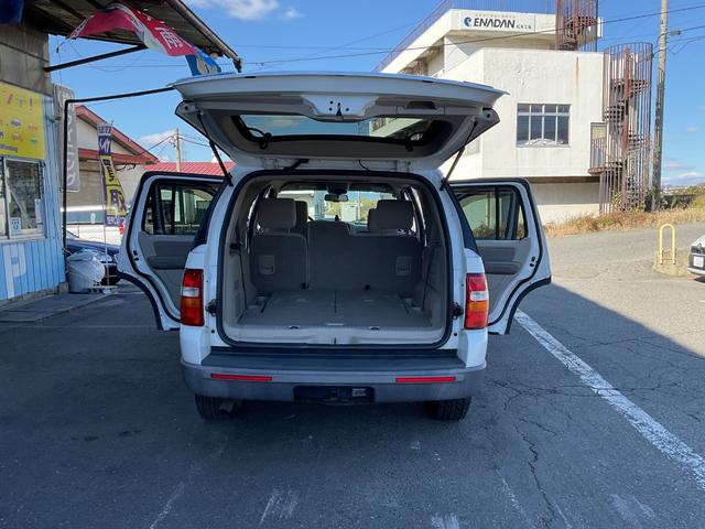 エクスプローラー ＸＬＴ　７人乗り４ＷＤ左ハンドル（10枚目）