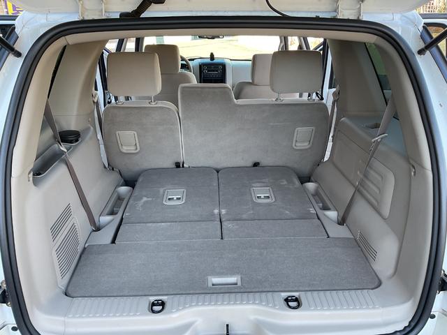 エクスプローラー ＸＬＴ　７人乗り４ＷＤ左ハンドル（14枚目）