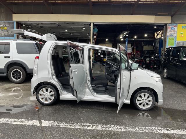 ワゴンRスティングレー X プッシュスタートスマートキー4WDキセノン(9枚目)