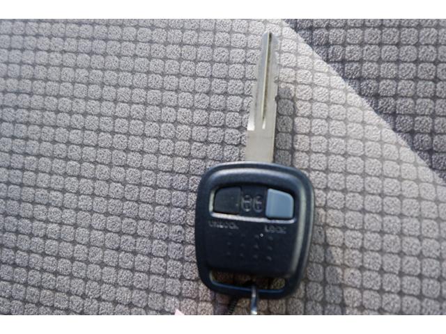 メモリアルセレクション 3500 4WD オートマ 純正DVDナビ 後席モニター DVD再生 ETC ツインサンルーフ ツインエアコン 回転シート 純正アルミホイール 走行3.3万km(77枚目)