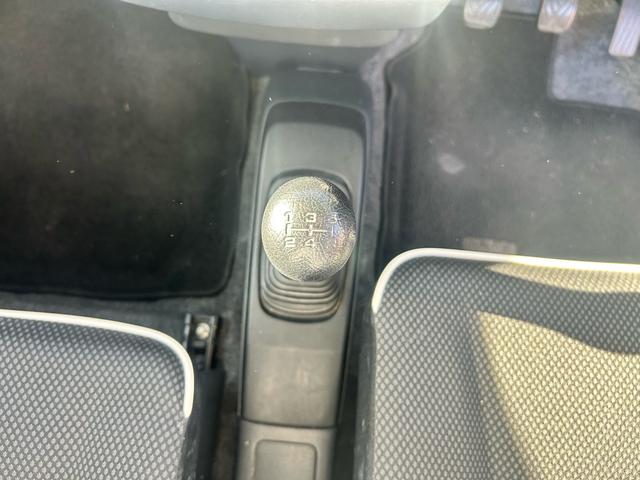 ハスラー Ｇ　セキュリティー　アイドリング　運転席側シートヒーター　フルフラットシート　フルタイム４ＷＤ　キーレスエントリーシステム　パワーウィンドウ　Ｗエアバック　パワーステアリング　エアコン　衝突安全ボディ（25枚目）