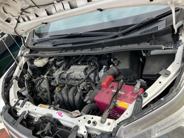 ノア Si 4WD 純正9インチフルセグSDナビTV&バックカメラ 純正11インチフリップダウンモニター 両側パワースライドドア(46枚目)