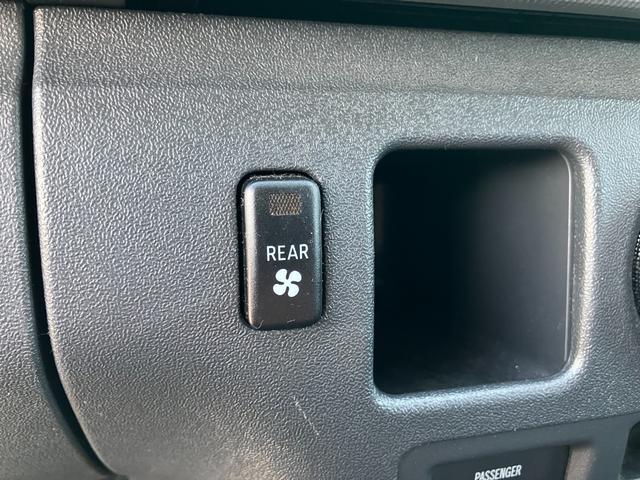 ハイエースワゴン GL 4WD 10人乗り 純正地デジDVDナビTV&バックカメラ イージークローズスライドドア ETC リヤファン&クーラー 社外15インチアルミ(25枚目)