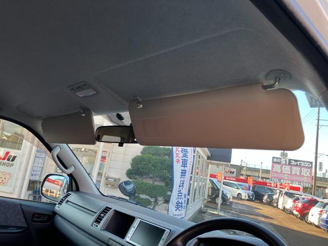 ハイエースワゴン GL 4WD 10人乗り 純正地デジDVDナビTV&バックカメラ イージークローズスライドドア ETC リヤファン&クーラー 社外15インチアルミ(40枚目)