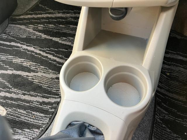 店頭販売も行っておりますので、先に在庫が無くなってしまう場合もございます。気になるお車がございましたら、お早めにご連絡をお願いいたします。