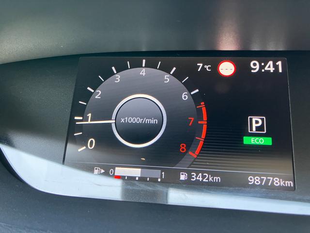 セレナ X VセレクションII 4WD 純正9インチフルセグナビTV アラウンドビューモニター 両側パワースライドドア エマージェンシーブレーキ パーキングアシスト ETC(13枚目)