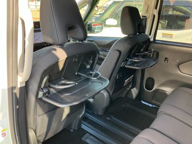 セレナ X VセレクションII 4WD 純正9インチフルセグナビTV アラウンドビューモニター 両側パワースライドドア エマージェンシーブレーキ パーキングアシスト ETC(36枚目)