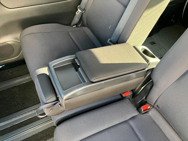 セレナ X VセレクションII 4WD 純正9インチフルセグナビTV アラウンドビューモニター 両側パワースライドドア エマージェンシーブレーキ パーキングアシスト ETC(40枚目)