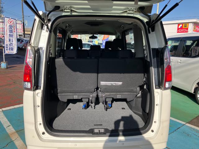 セレナ X VセレクションII 4WD 純正9インチフルセグナビTV アラウンドビューモニター 両側パワースライドドア エマージェンシーブレーキ パーキングアシスト ETC(51枚目)