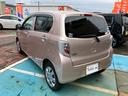 当店では、自社で仕入れした厳選車両を、多数展示しております。リーズナブルなお車を多数在庫しております。掘り出し物を探しにいらしてください。