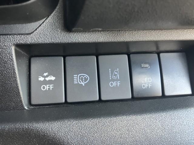 ＜特徴装備品＞★防汚タイプラゲッジフロア★ラゲッジボックス★分割リクライニングリアシート★リアシートヘッドレスト