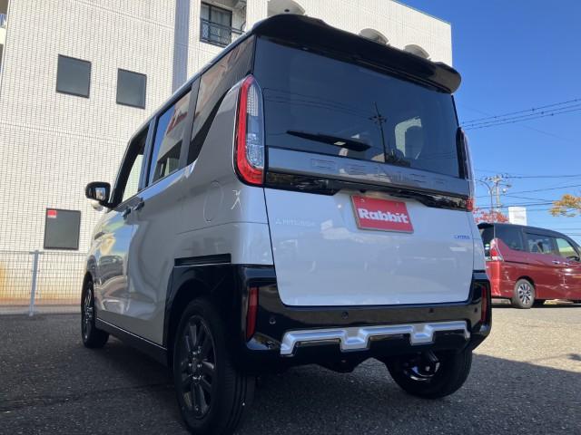 デリカミニ G プレミアム リミテッドエディション /4WD/届出済未使用車/e-アシスト/マイパイロット/ハンズフリー両側パワースライドドア/マルチアラウンドモニター/自動防眩ルームミラー/革巻きステアリング/LEDヘッドランプ/ハーフレザーシート(25枚目)