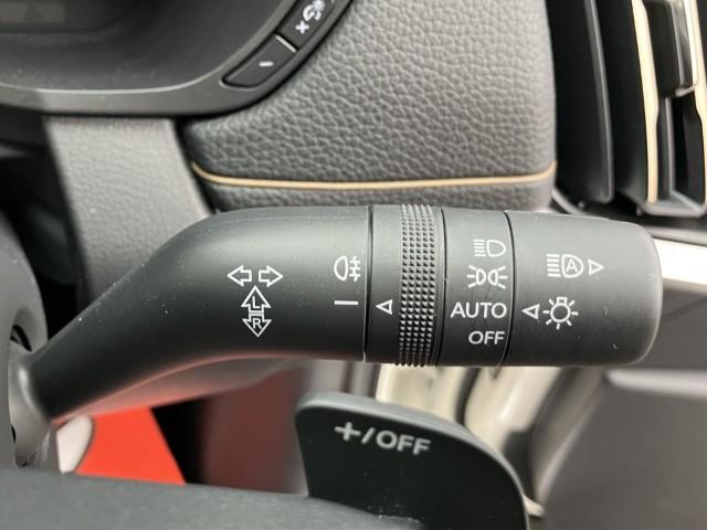 ＣＸ－８０ ＸＤ　Ｌパッケージ　／ＢＯＳＥサウンドシステム／レザーシート／スマートブレーキサポート／誤発進抑制制御／車線逸脱警報／降車時警告機能付ブラインドスポットモニタリング／レーンキープアシスト／緊急時車線維持支援／接近車両検知（9枚目）