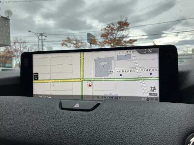 ＣＸ－８０ ＸＤ　Ｌパッケージ　／ＢＯＳＥサウンドシステム／レザーシート／スマートブレーキサポート／誤発進抑制制御／車線逸脱警報／降車時警告機能付ブラインドスポットモニタリング／レーンキープアシスト／緊急時車線維持支援／接近車両検知（14枚目）