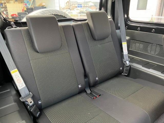 ジムニー ＸＣ　／セーフティサポート／ドライブレコーダー／スマートキー／ＬＥＤヘッドランプ／ヘッドランプウォッシャー／オートライト／ブルートゥース対応フルセグナビ／革巻きステアリング／ステアリングスイッチ（18枚目）