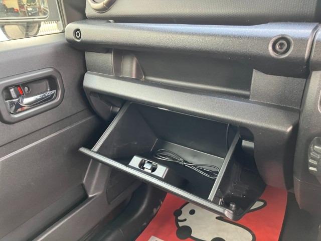 ジムニー ＸＣ　／セーフティサポート／ドライブレコーダー／スマートキー／ＬＥＤヘッドランプ／ヘッドランプウォッシャー／オートライト／ブルートゥース対応フルセグナビ／革巻きステアリング／ステアリングスイッチ（22枚目）