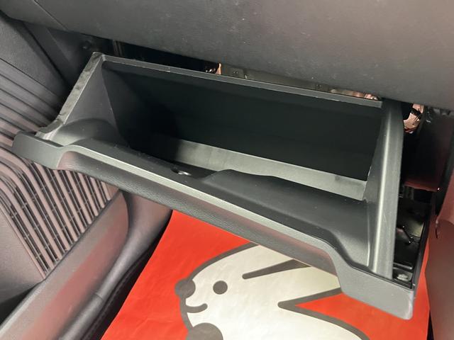 サクラ G シーズンズカラー 寒冷地仕様 充電ケーブル プロパイロット インテリジェントアラウンドビューモニター アダプティブLEDヘッドランプ ステアリングスイッチ ステアリングヒーター(12枚目)