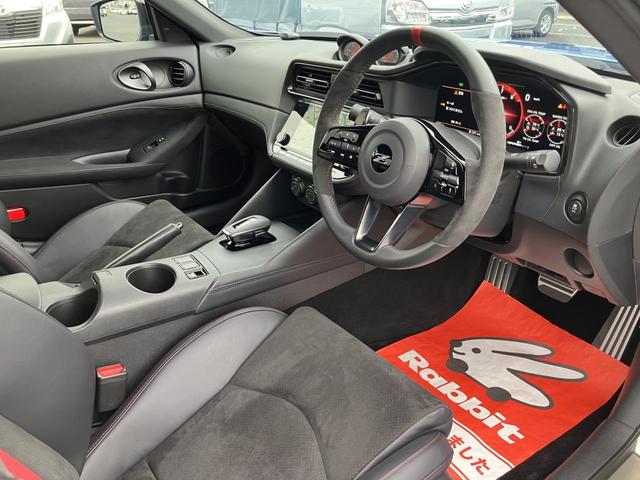 フェアレディZ ニスモ 2025年モデル フジツボマフラー 純正フルセグナビ バックカメラ レカロ製ハーフレザーシート(4枚目)