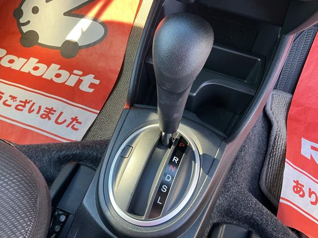 フィット シーズ スマートキー フルセグナビ 14インチAW ETC ドラレコ(SD有り) 専用スマートキー 専用ボディ同色フロントグリル ボディ同色リアガーニッシュ ウインカー付電動格納ドアミラー(9枚目)