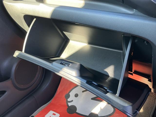 フィット シーズ スマートキー フルセグナビ 14インチAW ETC ドラレコ(SD有り) 専用スマートキー 専用ボディ同色フロントグリル ボディ同色リアガーニッシュ ウインカー付電動格納ドアミラー(10枚目)