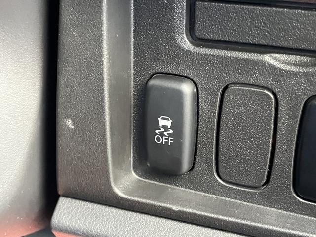 デリカＤ：５ Ｄ　パワーパッケージ　７人乗り　両側パワースライドドア　スマートキー　クラッツィオレザー調シートカバー　ＥＴＣ　１８インチＡＷ　クルーズコントロール　キセノン　オートライト　パドルシフト　前席シートヒーター　ＡＳＣ（21枚目）