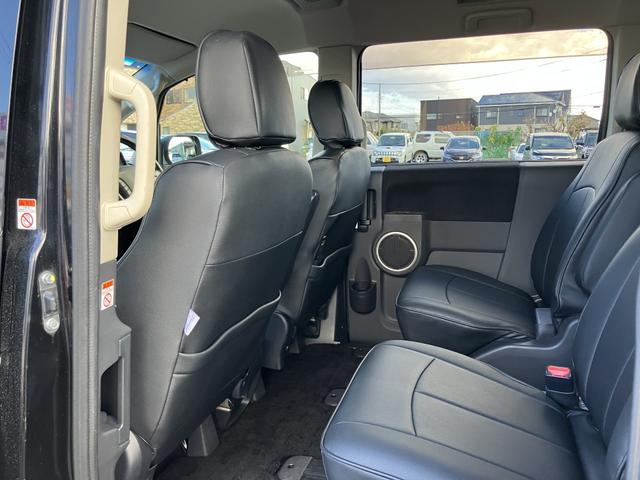 デリカＤ：５ Ｄ　パワーパッケージ　７人乗り　両側パワースライドドア　スマートキー　クラッツィオレザー調シートカバー　ＥＴＣ　１８インチＡＷ　クルーズコントロール　キセノン　オートライト　パドルシフト　前席シートヒーター　ＡＳＣ（24枚目）