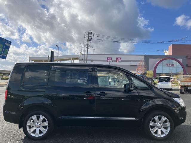 デリカＤ：５ Ｄ　パワーパッケージ　７人乗り　両側パワースライドドア　スマートキー　クラッツィオレザー調シートカバー　ＥＴＣ　１８インチＡＷ　クルーズコントロール　キセノン　オートライト　パドルシフト　前席シートヒーター　ＡＳＣ（38枚目）