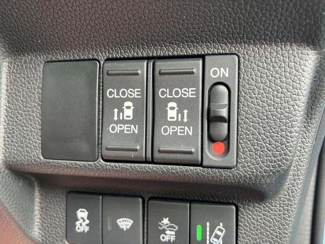 フリード G・ホンダセンシング インターナビ ハーフレザーシート LEDヘッドランプ Sパッケージ Cパッケージ サイド/カーテンエアバッグ 両側パワースライドドア ホンダセンシング スマートキー(19枚目)