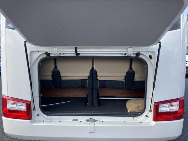 コースター ＬＸ　２５人乗り　オートグライドドア　オートステップ　センタードア（グライドドア・オート）　アクセルインターロック　リアウインドウデフォッガー　ルームラック（トレイタイプ・運転席側）　カーテン（36枚目）