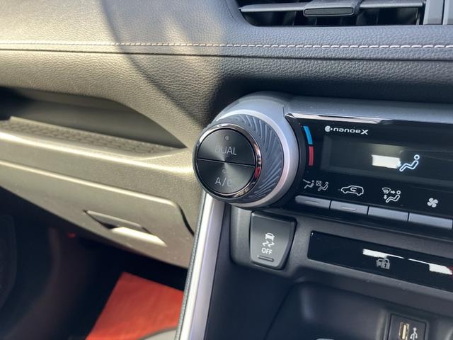 ＲＡＶ４ Ｘ　オプション１８ＡＷ　フルセグＴＶ　バックカメラ　セーフティセンス　ＬＥＤヘッドランプ　前後ドライブレコーダー　ルーフレール（7枚目）
