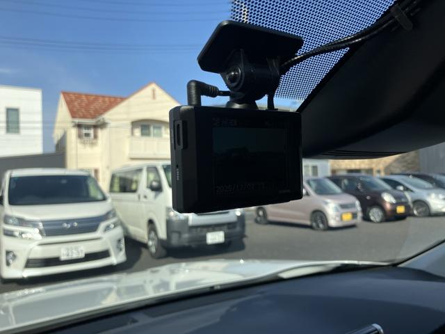 ＲＡＶ４ Ｘ　オプション１８ＡＷ　フルセグＴＶ　バックカメラ　セーフティセンス　ＬＥＤヘッドランプ　前後ドライブレコーダー　ルーフレール（21枚目）