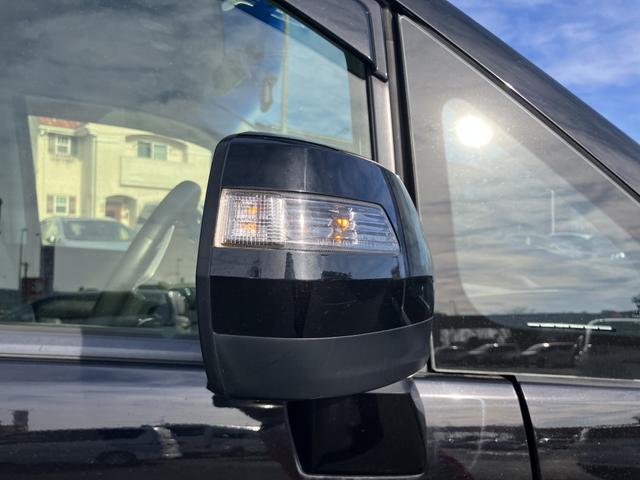 ステップワゴンスパーダ Ｚ　クールスピリット　両側パワースライドドア　ハーフレザーシート　スマートキー　キセノン　オートライト　純正ＡＷ　ビルトインＥＴＣ（32枚目）