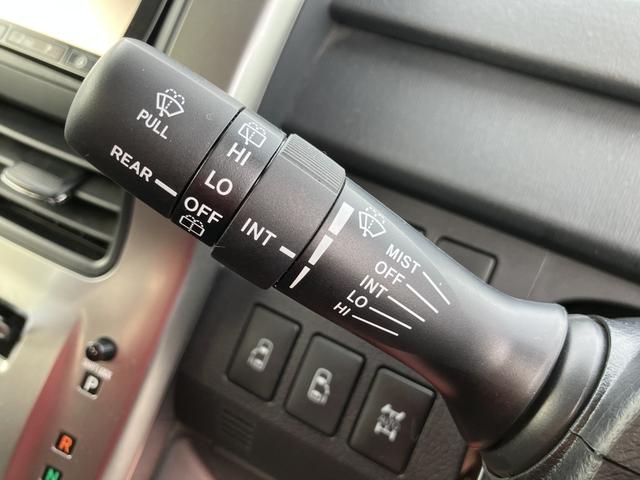 ヴォクシー ＺＳ　煌ＩＩ　８インチフルセグナビ　Ｓ－ＶＳＣ　リアオートエアコン　両側パワースライドドア　メッキ加飾付キセノン　ウインカー付メッキドアミラー　高輝度シルバーメタリックグリル＆フォグランプベゼル（14枚目）