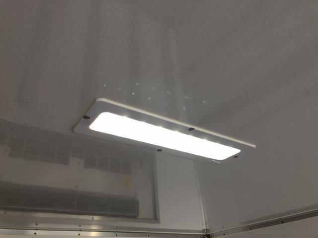 4WD 東プレ冷凍冷蔵車 庫内設定温度-30℃〜30℃(24枚目)