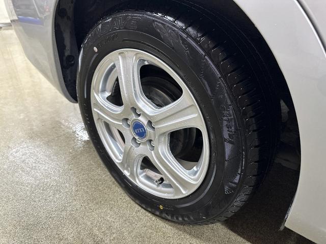 プレミオ 1.5F Lパッケージ キセノン スマートキー バックカメラ 純正ナビテレビ リアワイパー ヒーター付ドアミラー デアイサー リアヒーターダクト(22枚目)