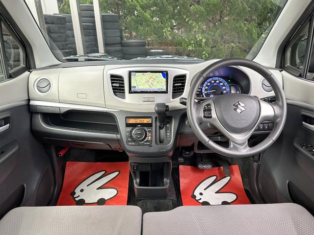 ワゴンR FZ 後期型 4WD 社外フルセグナビ レーダーブレーキサポート アイドリングストップ S-エネチャージ シートヒーター ヒーテッドドアミラー 社外15インチアルミ(4枚目)