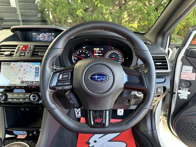 女性スタッフ在籍店！　女性だけのお客様も安心してご来店いただけます